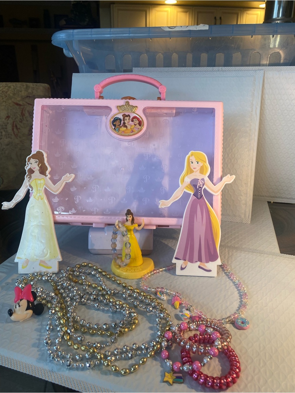 Disney Pink Princess Jewelry Play Case with Accessories and Character Standees